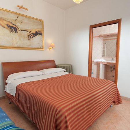 B&B Babri Simim Taj Rome Exterior photo